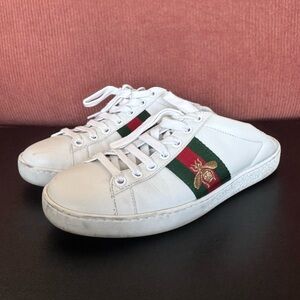 SOLD Gucci Women's Ace Fold Down Bee Embroidered Sneaker size 36/US6 (MSRP $620)